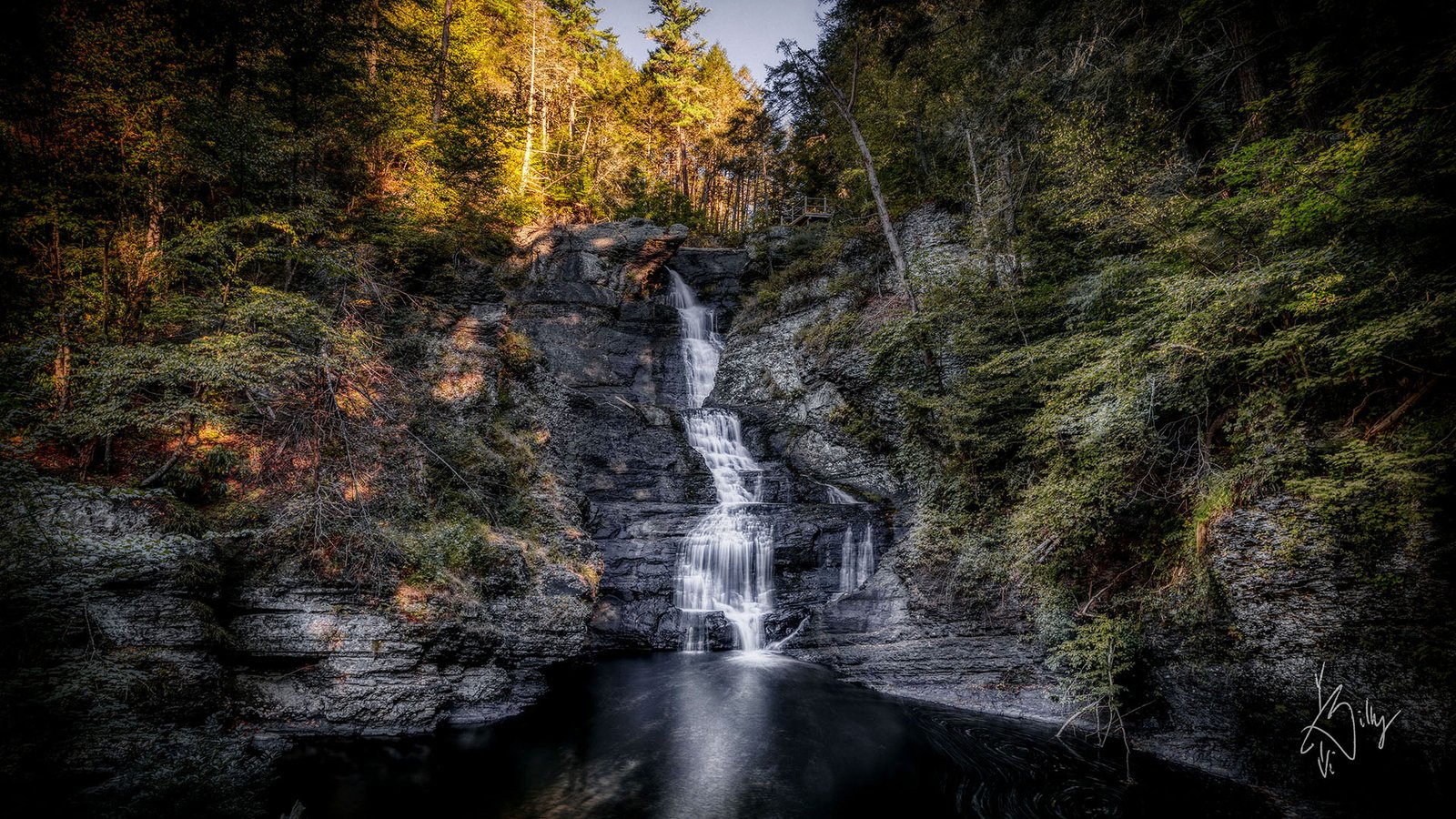 Discover Raymondskill Falls: Hiking and Nature Escapes