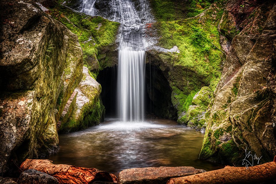 Horseshoe Mine Falls in Ellenville, NY